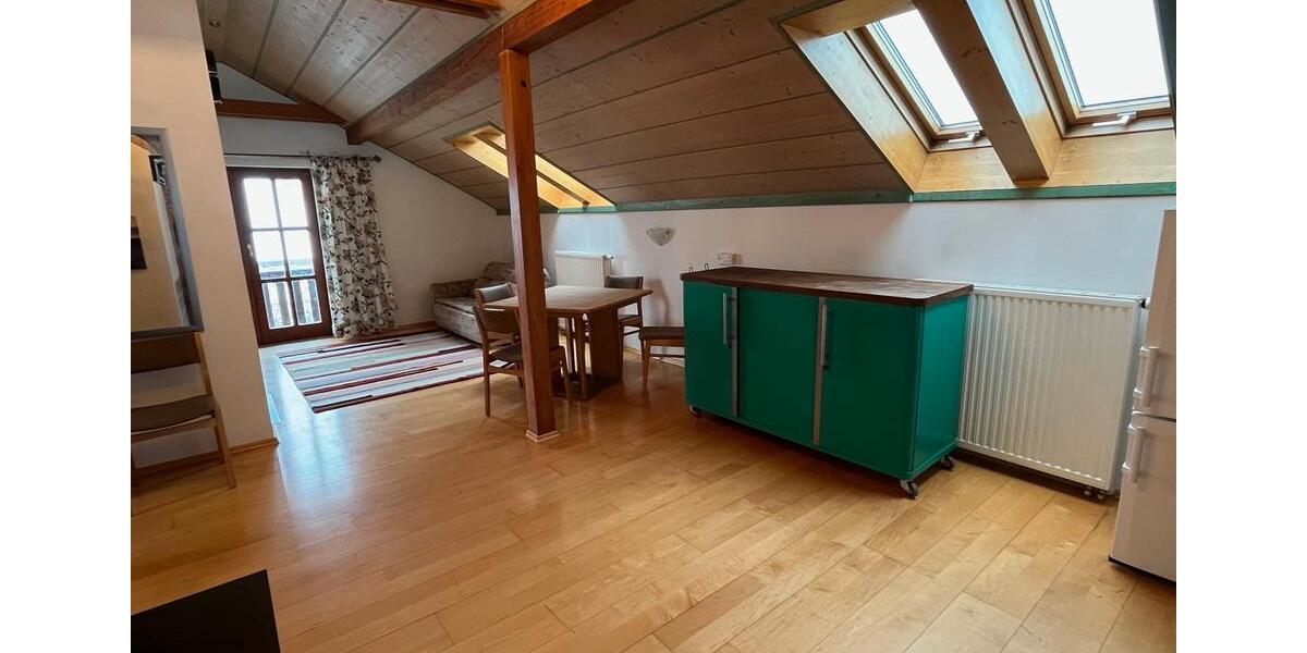 Mansardenwohnung in Scheuerhof, Burghausen 1 zimmer