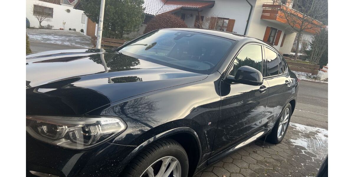 BMW X4 153.000 km 30.890 &euro; Altusried 87452