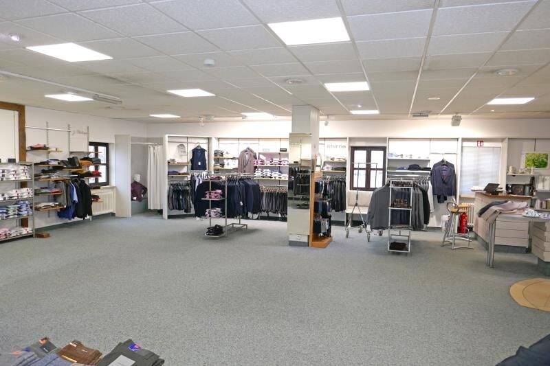 Gewerbeobjekt Schnaittach - 1 Zimmer, 280 m&sup2;, 2.240&euro; | Angebot:23576241