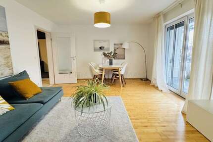 Zimmer Ingolstadt Hollerstauden - 3 Zimmer, 1.600&euro; | Angebot:26565518