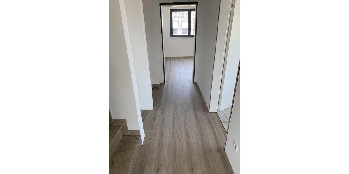 Reihenhaus Willich - 4 Zimmer, 172 m&sup2;, 1.989&euro; | Angebot:24816553