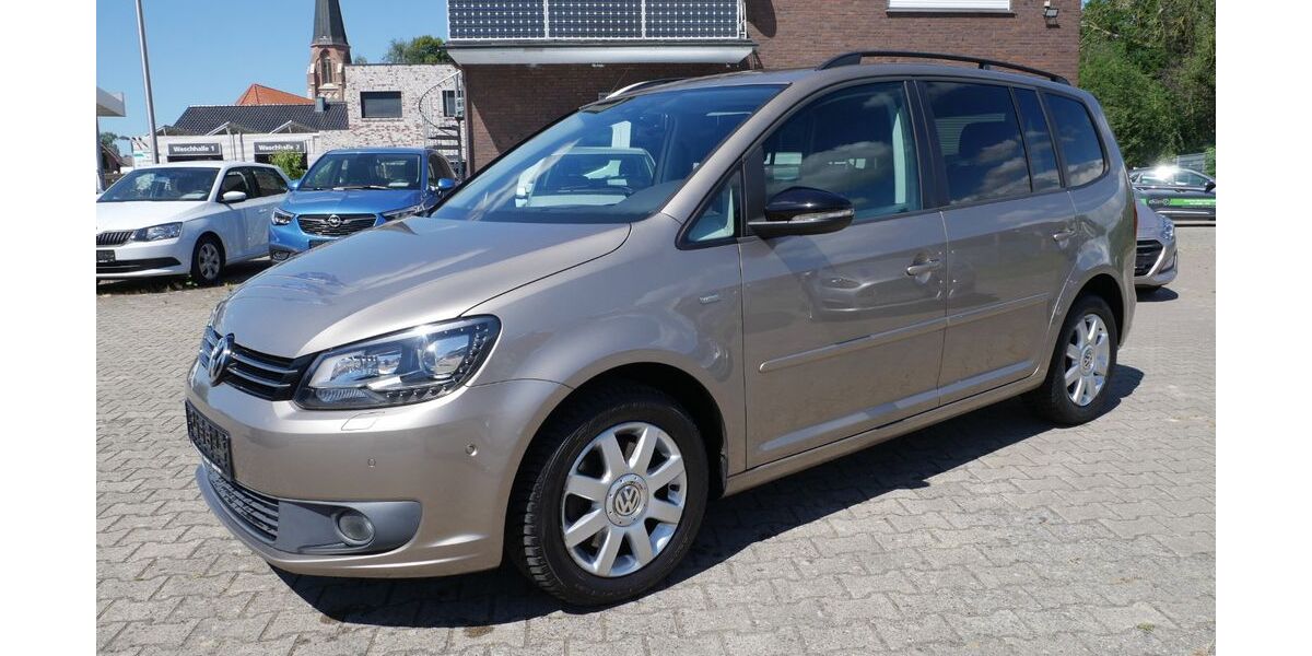 VW Touran 88.000 km 10.980 &euro; Herzlake 49770