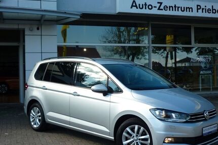 VW Touran 171.600 km 14.990 € Visselhövede 27374