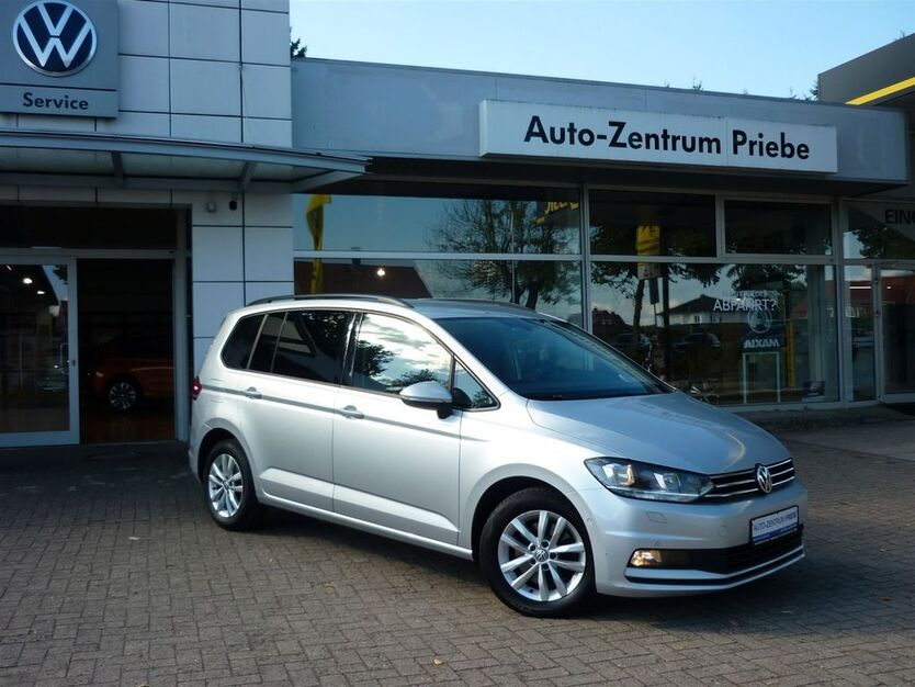 VW Touran 171.600 km 14.990 € Visselhövede 27374
