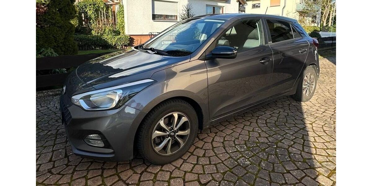 Hyundai i20 26.000 km 13.900 &euro; Kassel 34128