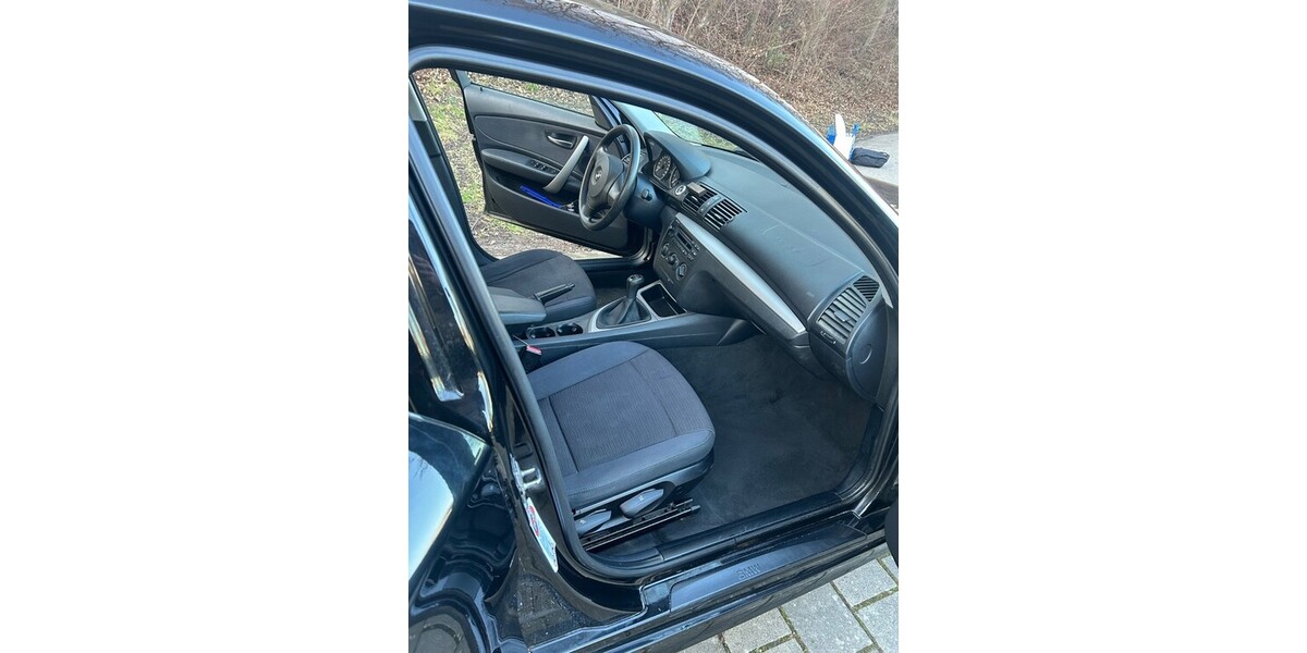 BMW 1er 168.042 km 4.900 &euro; Lahr 54675