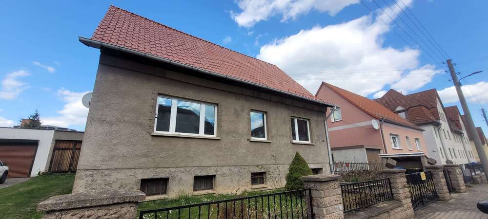 Haus zum Kaufen in Gotha 169.000 € 105 m²