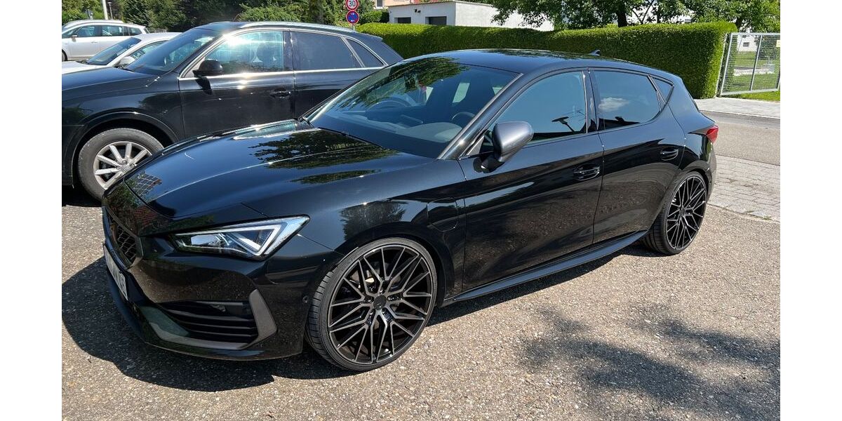 Cupra Leon 56.000 km 23.950 &euro; Holzheim 89438