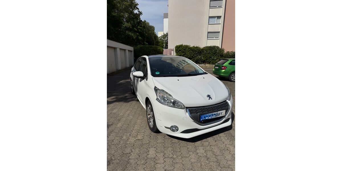 Peugeot 208 225.000 km 2.899 &euro; Erlangen 91058