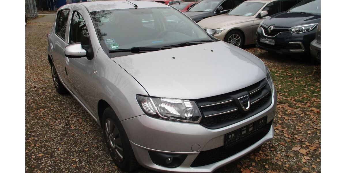 Dacia Sandero 142.000 km 3.390 &euro; Mahlow 15831