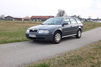 Skoda Octavia 203.700 km 2.400 &euro; Wolfratshausen 82515