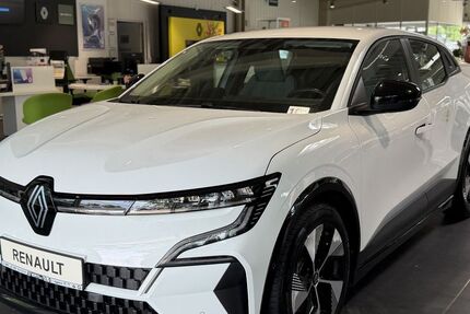 Renault Megane E-TECH 41.670 km 22.690 &euro; Dresden 01139