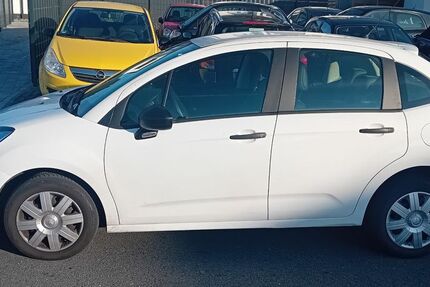 Citroen C3 90.200 km 4.650 &euro; Lage 32791