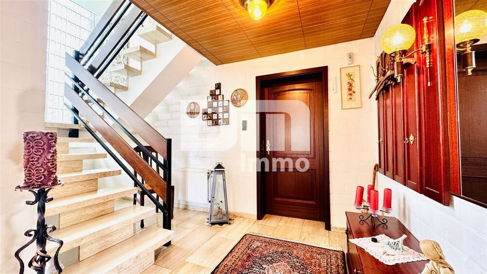 (R)eserviert!Großzügiges Einfamilienhaus in begehrter Lage mit Balkonen und Traumgarten - Einfamilienhaus Niestetal | Angebot:26935174