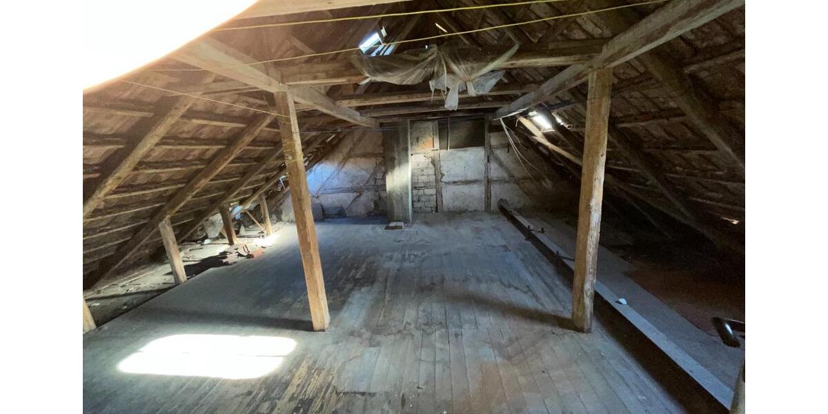 Reihenhaus Sömmerda - 6 Zimmer, 140 m&sup2;, 980&euro; | Angebot:25055728