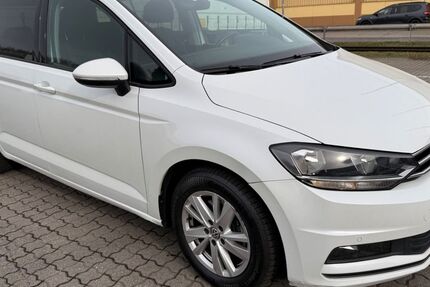 VW Touran 160.000 km 13.490 &euro; Germersheim 76726