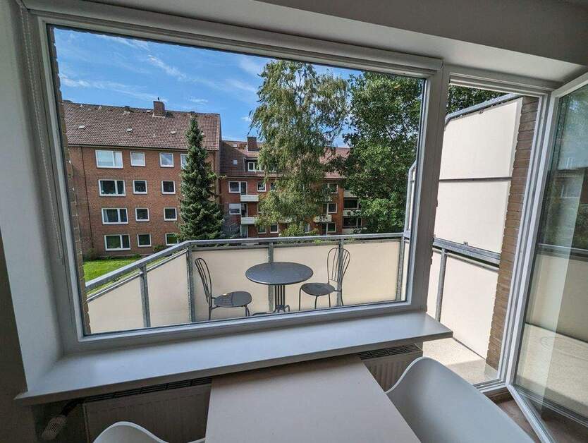 Schöne 2-Zimmer-Wohnung mit Balkon und EBK 2 zimmer