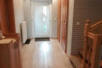 Gepflegte Doppelhaushälfte 5 zimmer