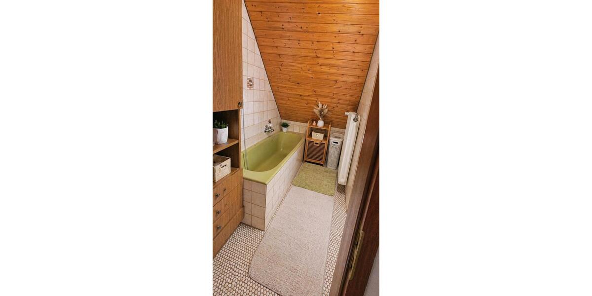 Dachgeschoßwohnung Schramberg - 3 Zimmer, 70 m&sup2;, 123&euro; | Angebot:26286908