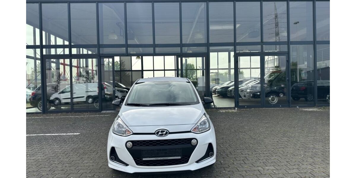 Hyundai i10 89.000 km 9.300 &euro; Erftstadt 50374