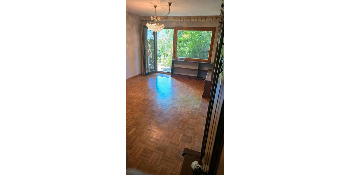 Reihenhaus Trossingen - 8 Zimmer, 192 m&sup2;, 490.000&euro; | Angebot:26906853
