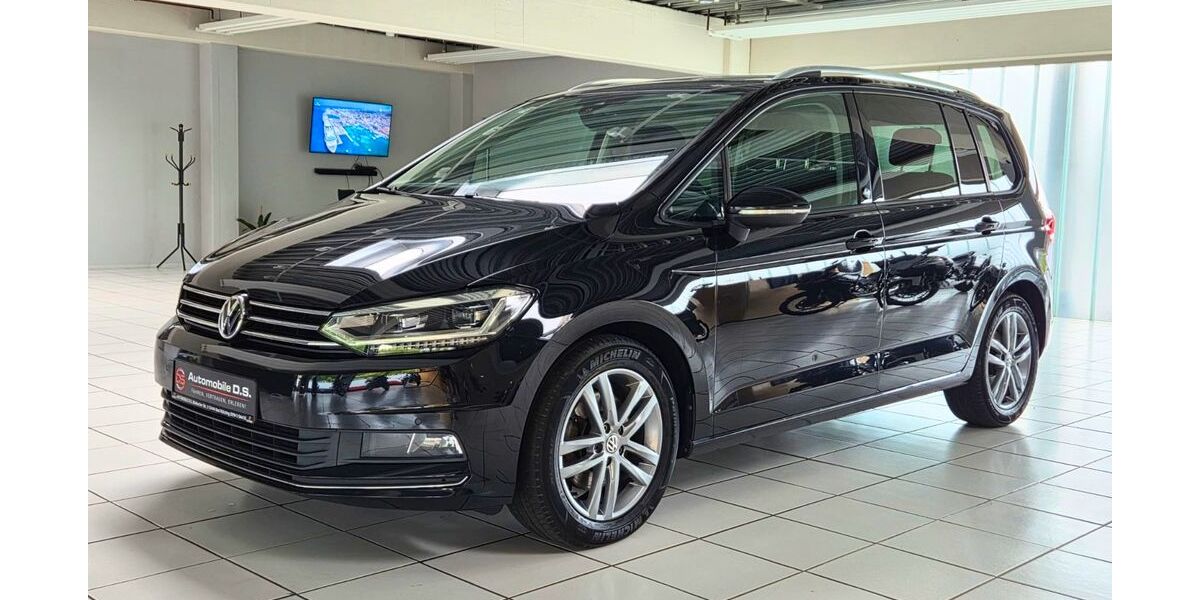 VW Touran 105.550 km 16.499 &euro; Bad Kötzting 93444