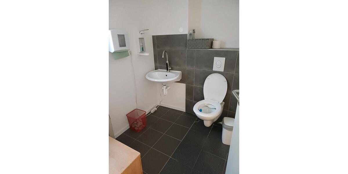 Büroräume ab Frühjahr zu Vermieten zimmer