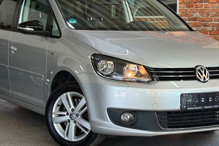 VW Touran 208.000 km 5.990 &euro; Uttenhofen bei Schwäbisch Hall 74538