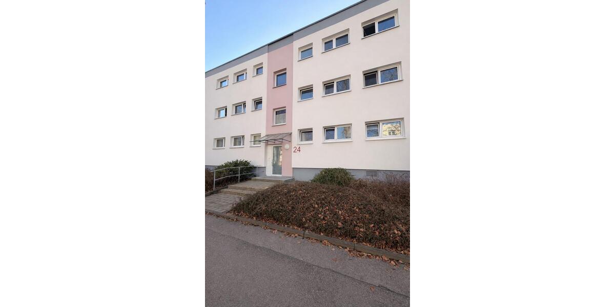 Dachgeschoßwohnung Villingen-Schwenningen Schwenningen - 2 Zimmer, 53 m&sup2;, 835&euro; | Angebot:25298826