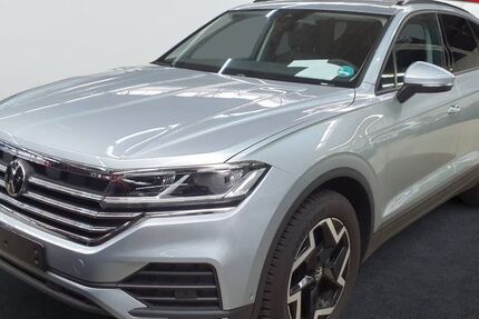 VW Touareg 28.410 km 52.620 &euro; Mainburg 84048