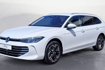 VW Passat 7.999 km 43.999 € Kehl 77694