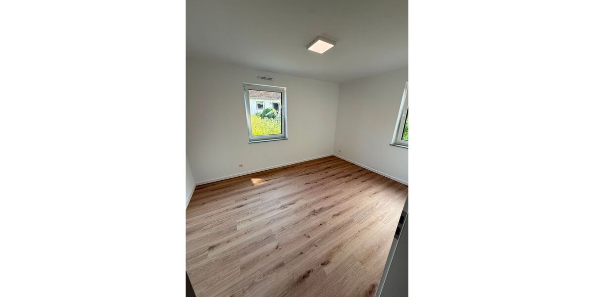 Ihr neues Zuhause mit direktem Weserblick – Ruhe trifft Lebensqualität - Appartement Emmerthal Kirchohsen | Angebot:27068445