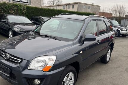 Kia Sportage 163.000 km 3.999 &euro; Paderborn 33100