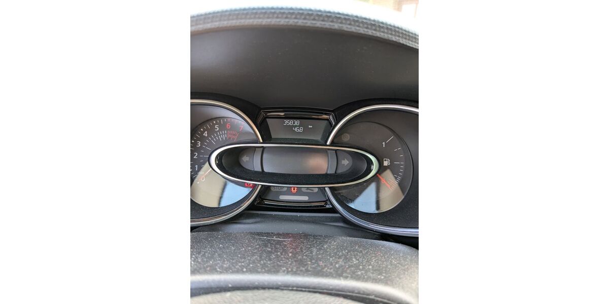 Renault Clio 36.000 km 10.990 &euro; Moormerland 26802