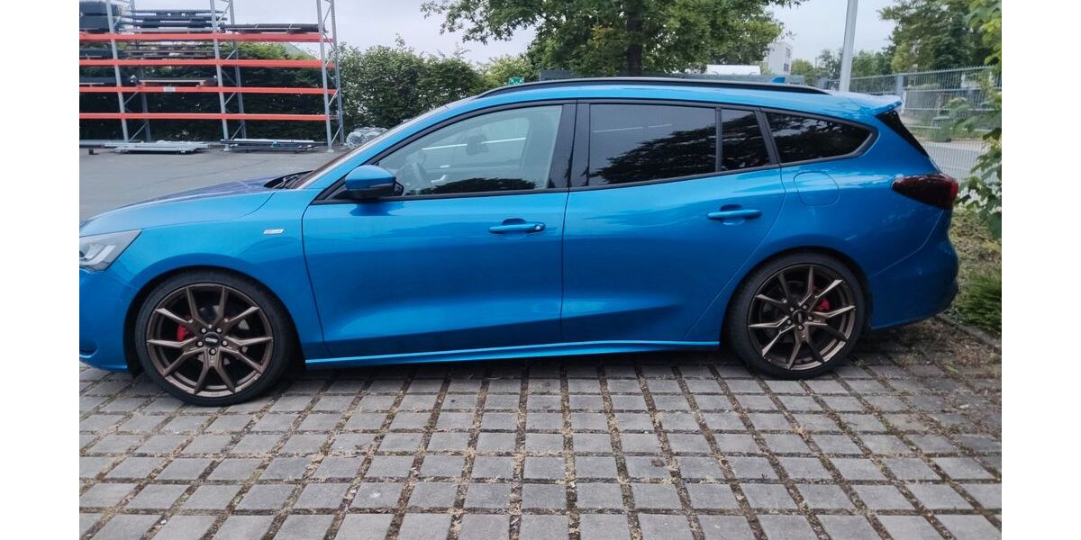 Ford Focus 65.000 km 18.800 &euro; Neuhof an der Zenn 90616