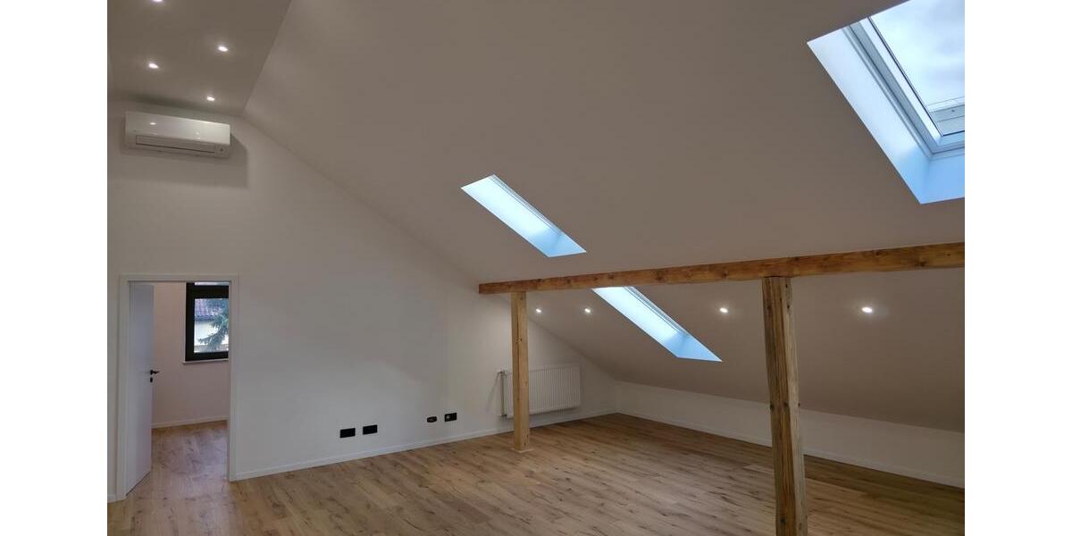 Dachgeschoßwohnung Regensburg Konradsiedlung - 2 Zimmer, 70 m&sup2;, 395.000&euro; | Angebot:24842239