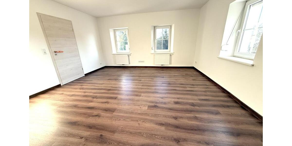 Etagenwohnung Ellingen - 4 Zimmer, 140 m&sup2;, 1.470&euro; | Angebot:22972651