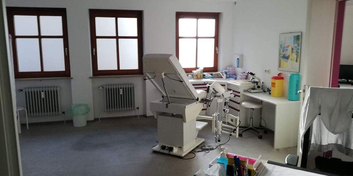Gewerbeobjekt Weiden in der Oberpfalz Weiden - 9 Zimmer, 242 m&sup2;, 190.000&euro; | Angebot:25663730
