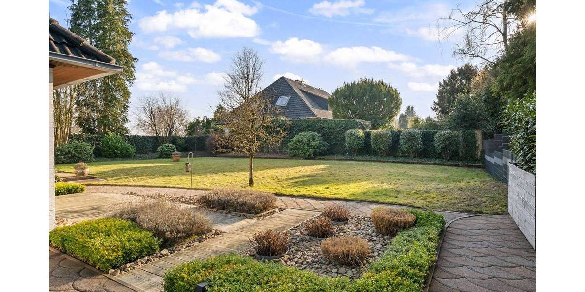 Doppelhaushälfte Stuhr Seckenhausen - 6 Zimmer, 299 m&sup2;, 695.000&euro; | Angebot:25968746