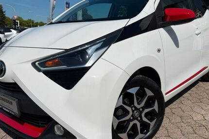 Toyota Aygo (X) 74.400 km 8.990 &euro; Hildesheim 31137