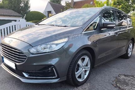 Ford S-Max 199.870 km 10.950 &euro; Dortmund 44269