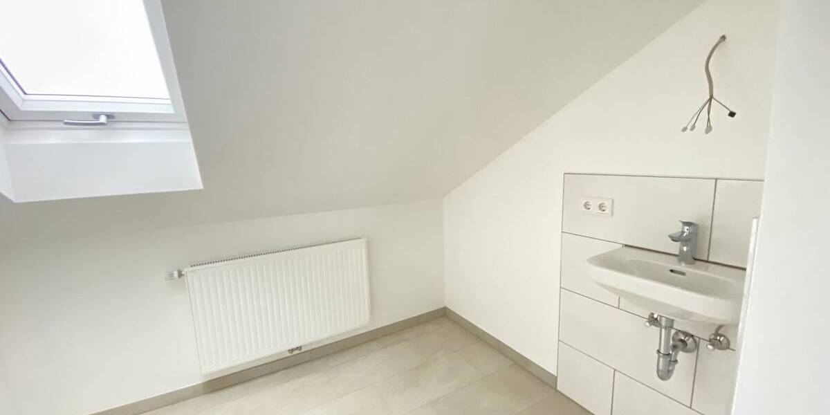 Zimmer Ingolstadt Schlachthofviertel - 4 Zimmer, 100 m&sup2;, 1.150&euro; | Angebot:26094186