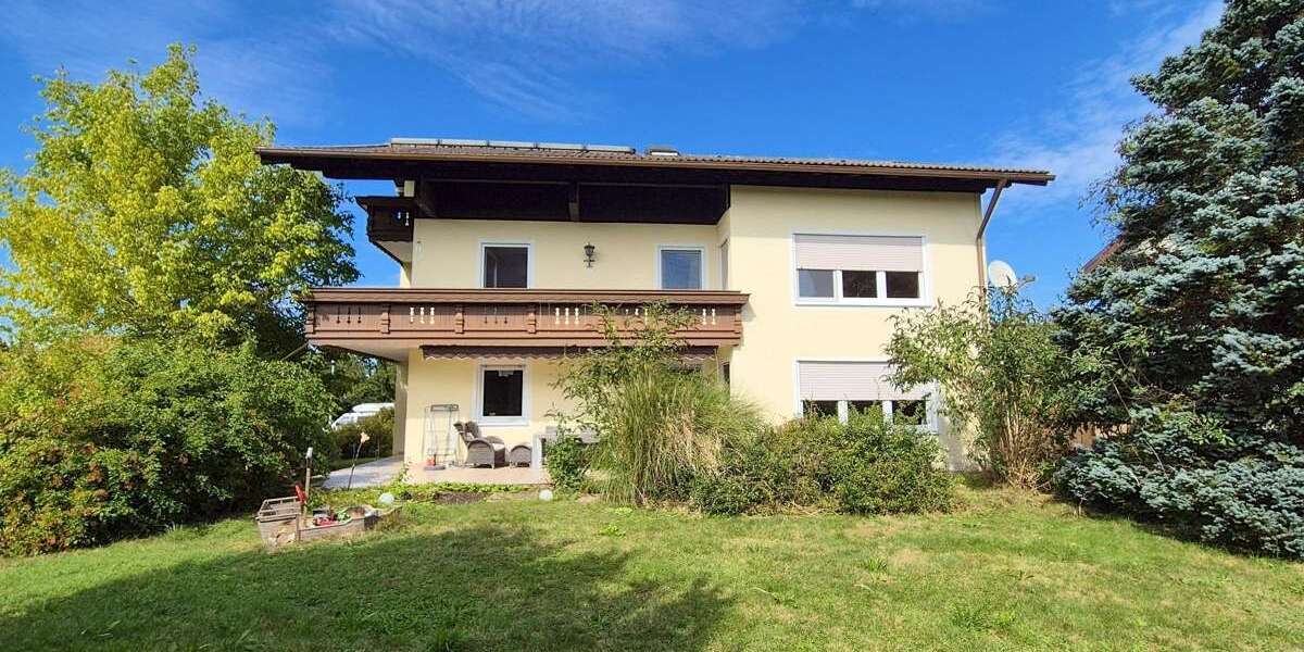 Haus zum Kaufen in Palling 749.000 € 186 m² 7 zimmer