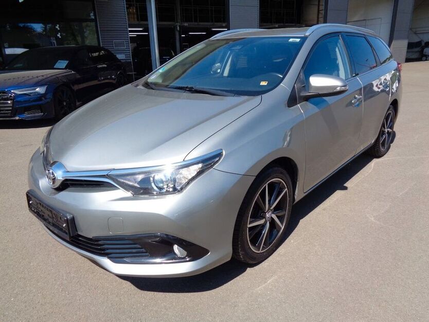 Auris