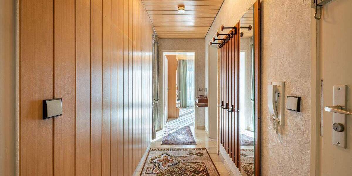 Tolles 2-FH mit über 220m² WFL möglich 9 zimmer