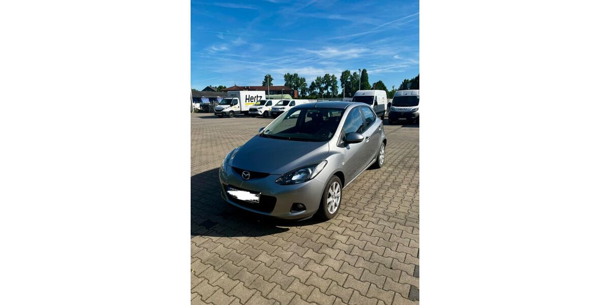 Mazda 2 139.999 km 2.700 &euro; Bottrop 46238
