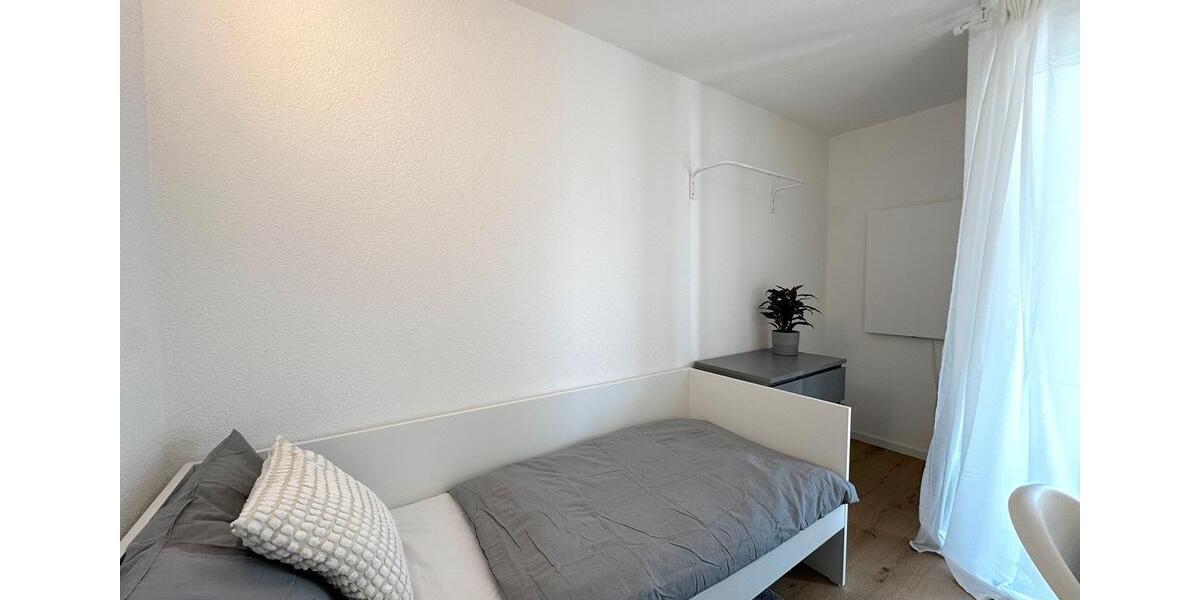 Etagenwohnung Schwalbach am Taunus - 5 Zimmer, 46 m&sup2;, 465&euro; | Angebot:22891504