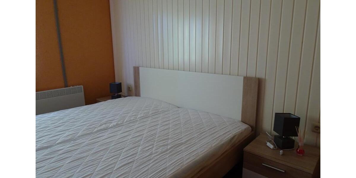 HAUS + extra Wohnung Friedrichskoog Nordsee + großem Grundstück 9 zimmer