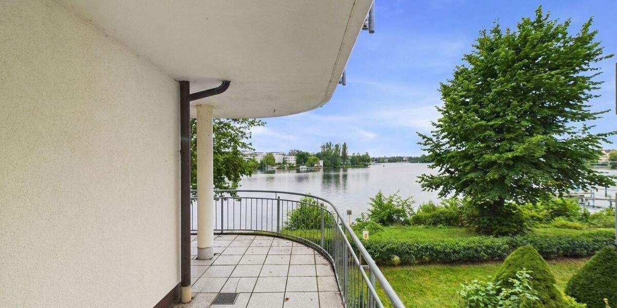 Erste Reihe - Stilvolles Wohnen mit Wasserblick in Berlin-Köpenick 3 zimmer