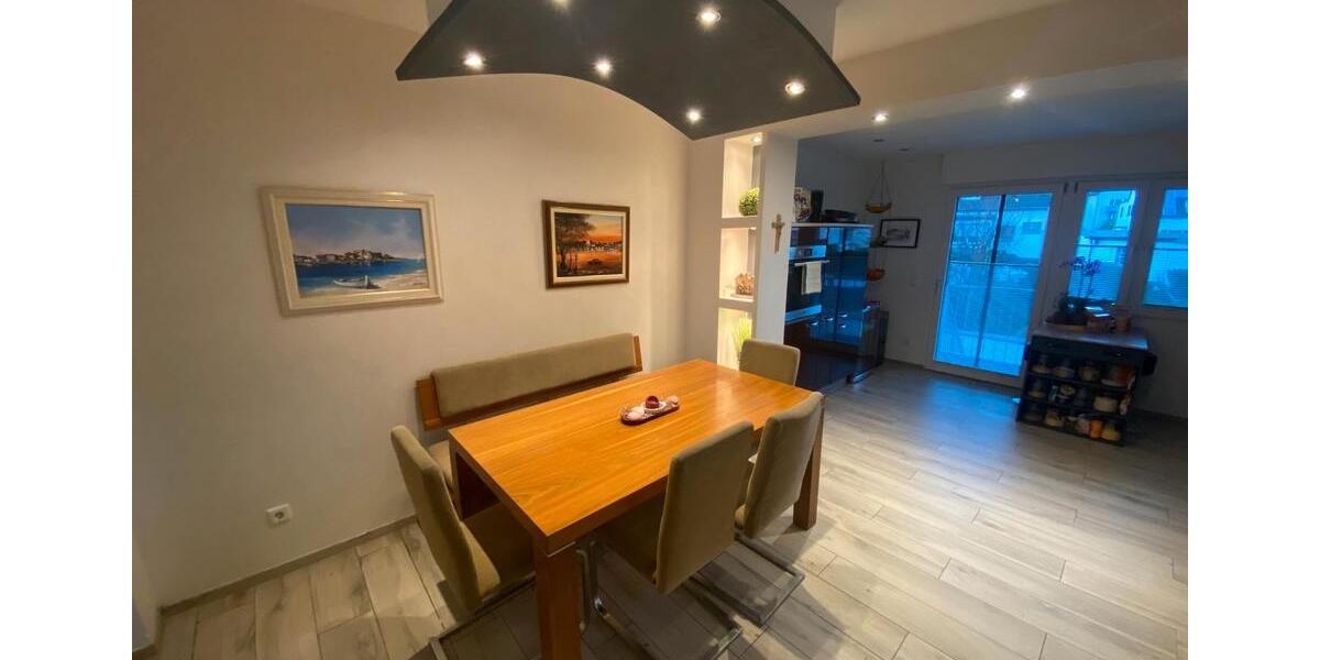 Doppelhaushälfte Duisburg Huckingen - 7 Zimmer, 120 m&sup2;, 599.000&euro; | Angebot:26268726